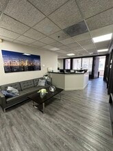 450 A St, San Diego, CA à louer Photo intérieure– Image 2 sur 13