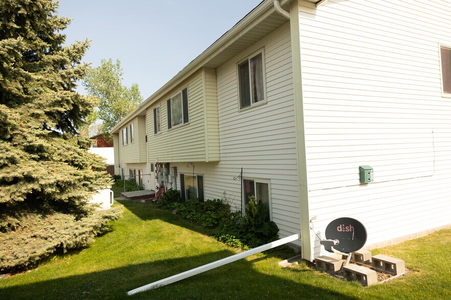 1000 4th Ave SW, Conrad, MT à vendre - Photo principale – Image 1 sur 27