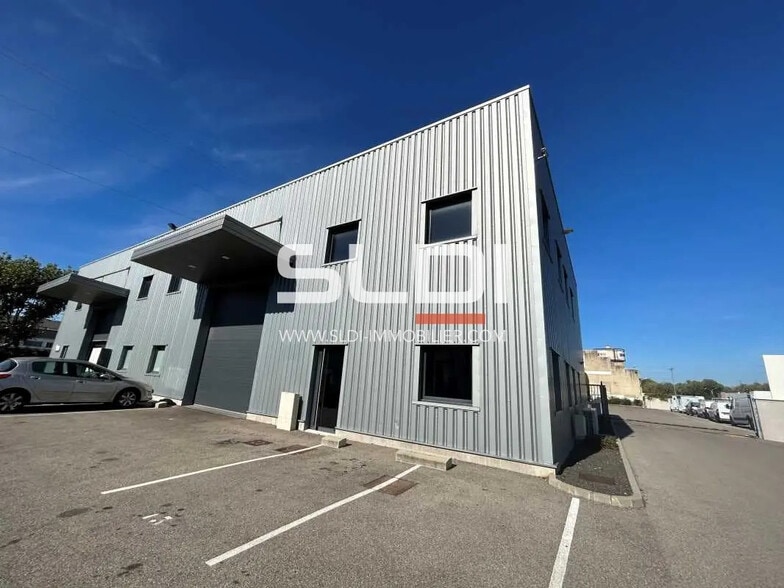 1 Avenue B Cité Berliet, Saint-Priest à louer - Photo de l’immeuble – Image 1 sur 8