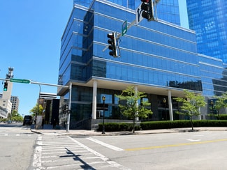 Plus de détails pour 7 Renaissance Sq, White Plains, NY - Local commercial à louer