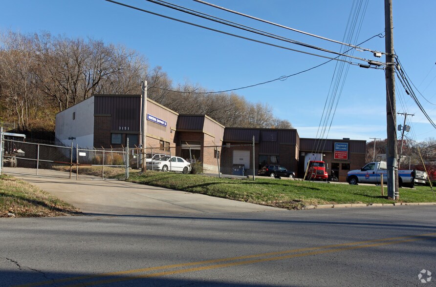 3151 Roanoke Rd, Kansas City, MO à louer - Photo de l’immeuble – Image 2 sur 4