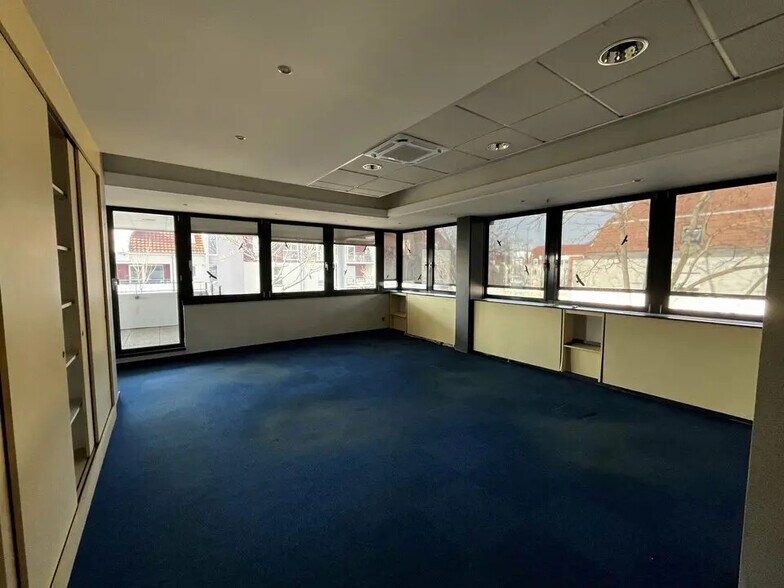 Bureau dans Colmar à vendre - Photo de l’immeuble – Image 2 sur 12
