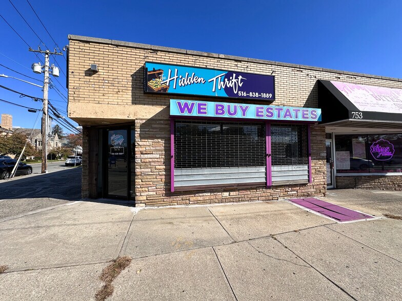 751-753 Merrick Rd, Baldwin, NY à louer - Photo de l’immeuble – Image 1 sur 15