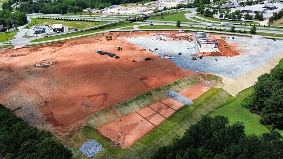 1095 Simuel Rd, Spartanburg, SC à louer - Photo de l’immeuble – Image 3 sur 8