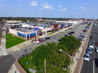 Plus de détails pour 2921-2953 Hempstead Tpke, Levittown, NY - Local commercial à vendre