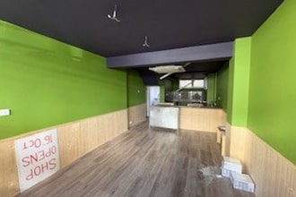 28 New Rd, Brighton à louer Photo intérieure– Image 1 sur 2