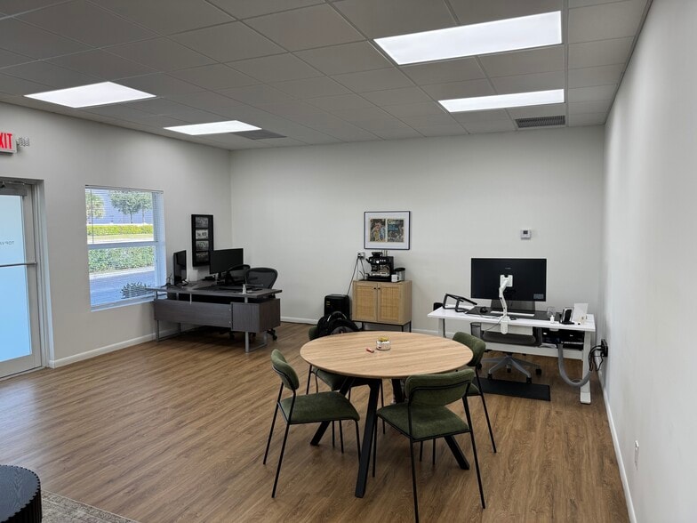 1101 Holland Dr, Boca Raton, FL à louer - Photo intérieure – Image 3 sur 7