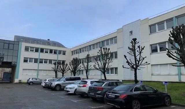 Bureau dans Rouen à louer - Photo de l’immeuble – Image 2 sur 2