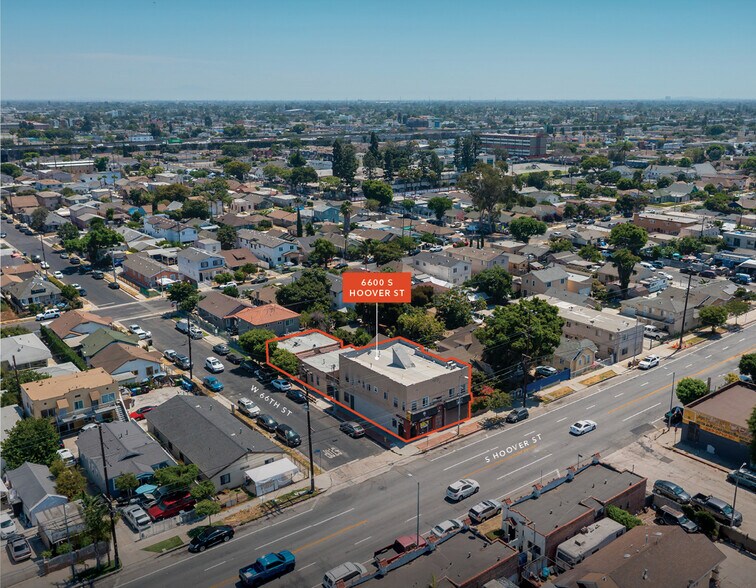 6600 S Hoover St, Los Angeles, CA à vendre - Photo de l’immeuble – Image 2 sur 11