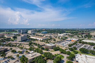 1120 Empire Central Pl, Dallas, TX - VUE AÉRIENNE  vue de carte - Image1