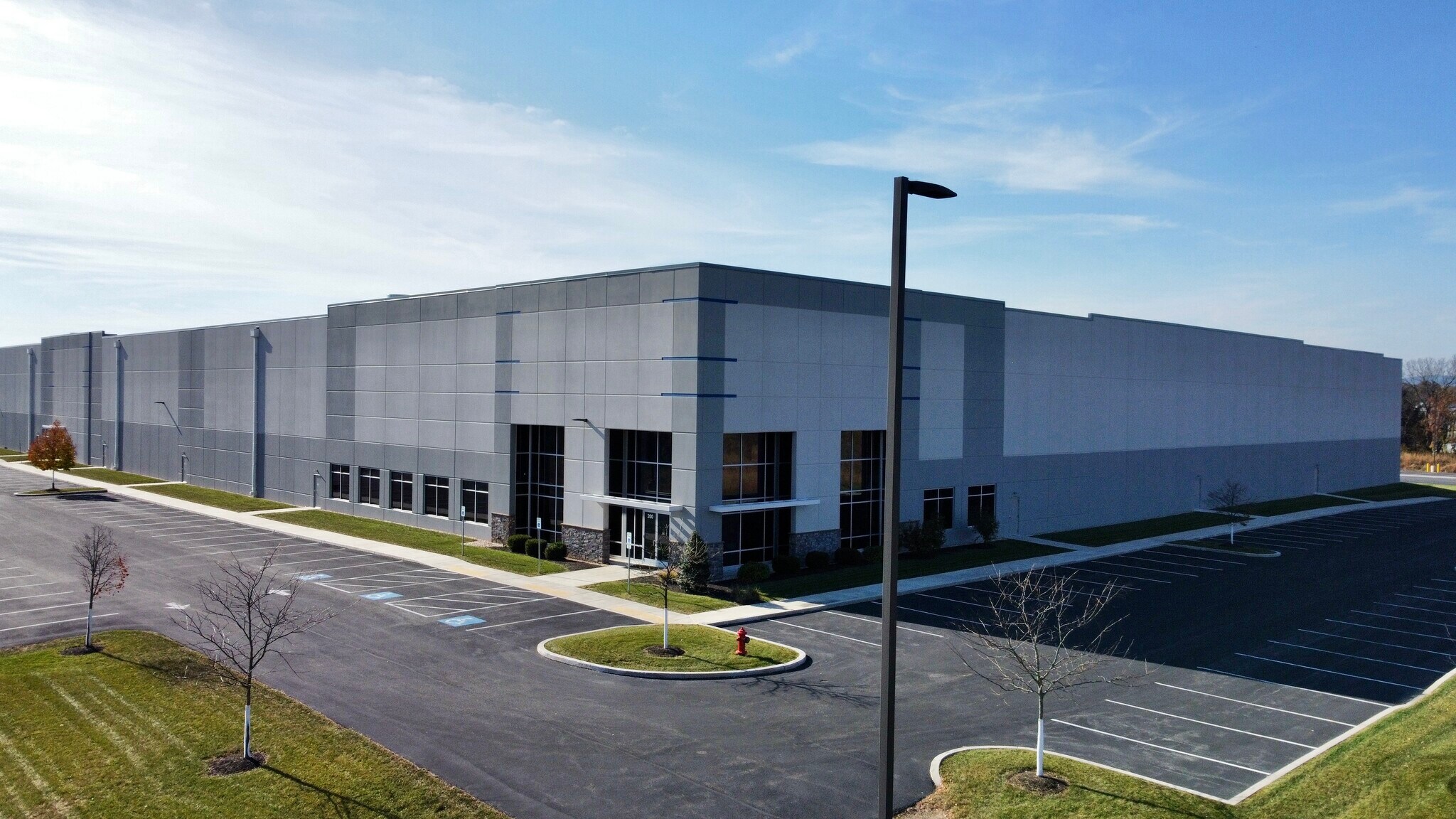 53 Commerce Dr, Mechanicsburg, PA à louer Photo de l’immeuble– Image 1 sur 6