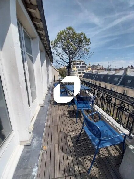 Bureau dans Paris à louer - Photo de l’immeuble – Image 2 sur 21