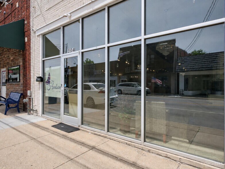 3504 Harrison Ave, Cincinnati, OH à vendre - Photo de l’immeuble – Image 2 sur 21
