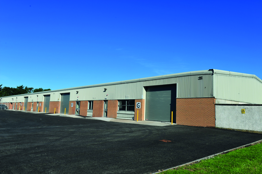 5 Inveralmond Clos, Perth à louer - Photo de l’immeuble – Image 1 sur 2