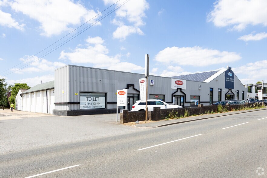 Eastbourne Rd, Blindley Heath à louer - Photo de l’immeuble – Image 1 sur 2
