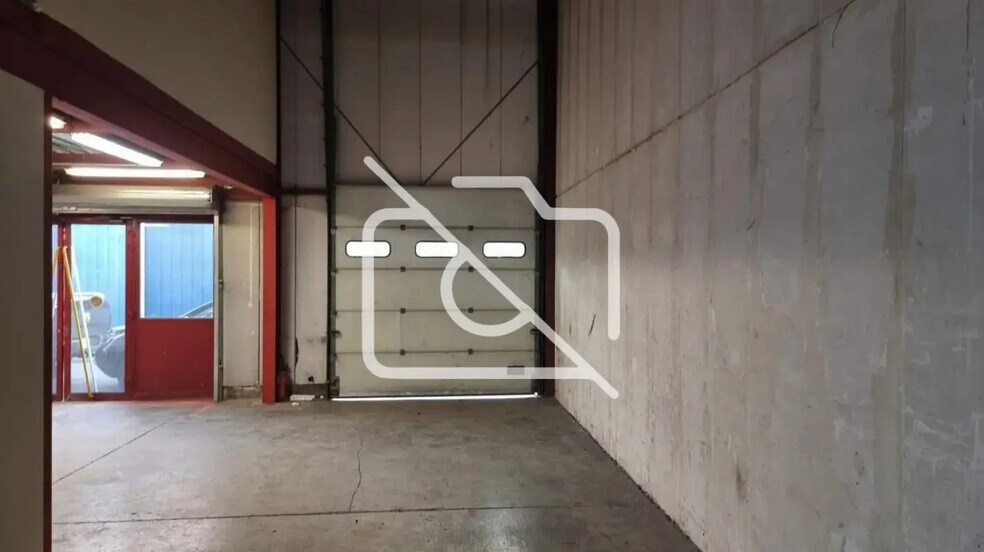 Local d’activités dans Champigny-sur-Marne à louer - Photo intérieure – Image 3 sur 3