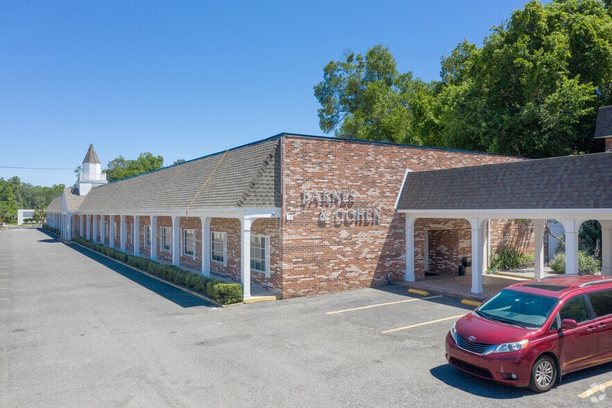 2747 Art Museum Dr, Jacksonville, FL à louer - Photo principale – Image 1 sur 2