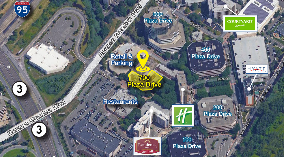 700 Plaza Dr, Secaucus, NJ à louer - Photo de l’immeuble – Image 1 sur 5