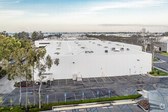 7100 Village Dr, Buena Park, CA - VUE AÉRIENNE  vue de carte - Image1