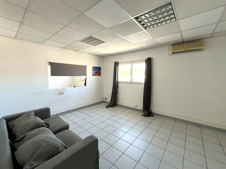 Bureau dans Draguignan à louer - Photo intérieure – Image 1 sur 4