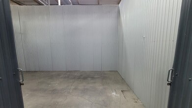 1185 Campbell Ave, San Jose, CA à louer Photo intérieure– Image 2 sur 5