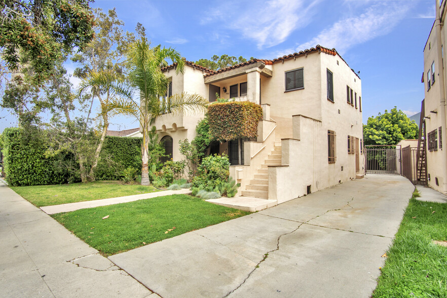 1360 S Mansfield Ave, Los Angeles, CA à vendre - Photo de l’immeuble – Image 2 sur 8