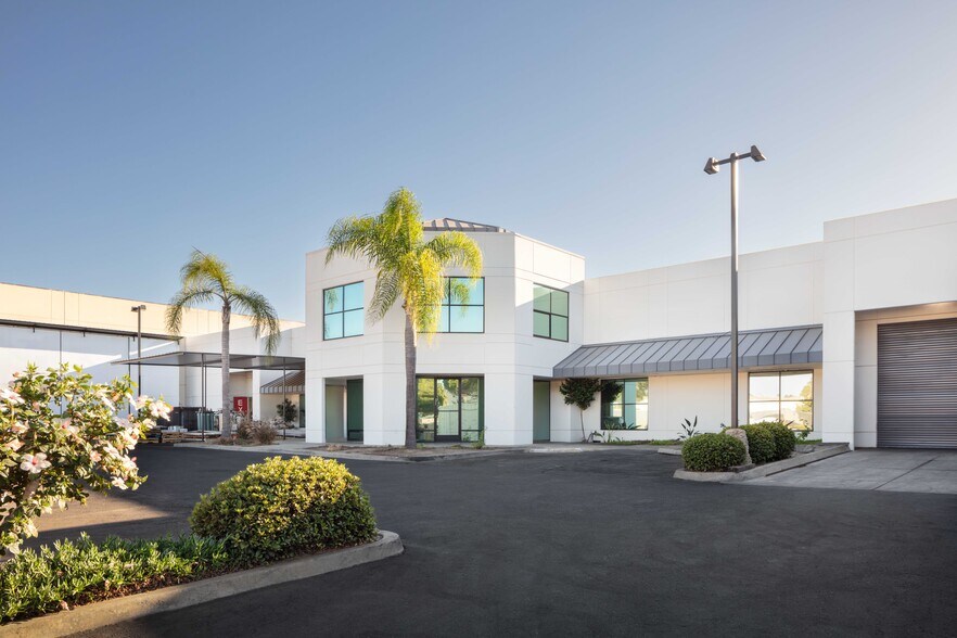 244 La Moree Rd, San Marcos, CA à louer - Photo de l’immeuble – Image 2 sur 4