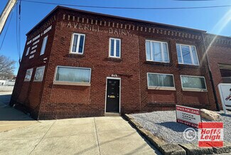 Plus de détails pour 445 W Cedar St, Akron, OH - Bureau à louer