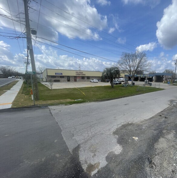 243 Canal St, Luling, LA à vendre - Photo de l’immeuble – Image 2 sur 12