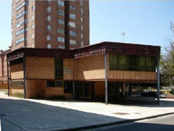 Local commercial dans Palencia, Palencia à vendre Photo intérieure– Image 1 sur 3