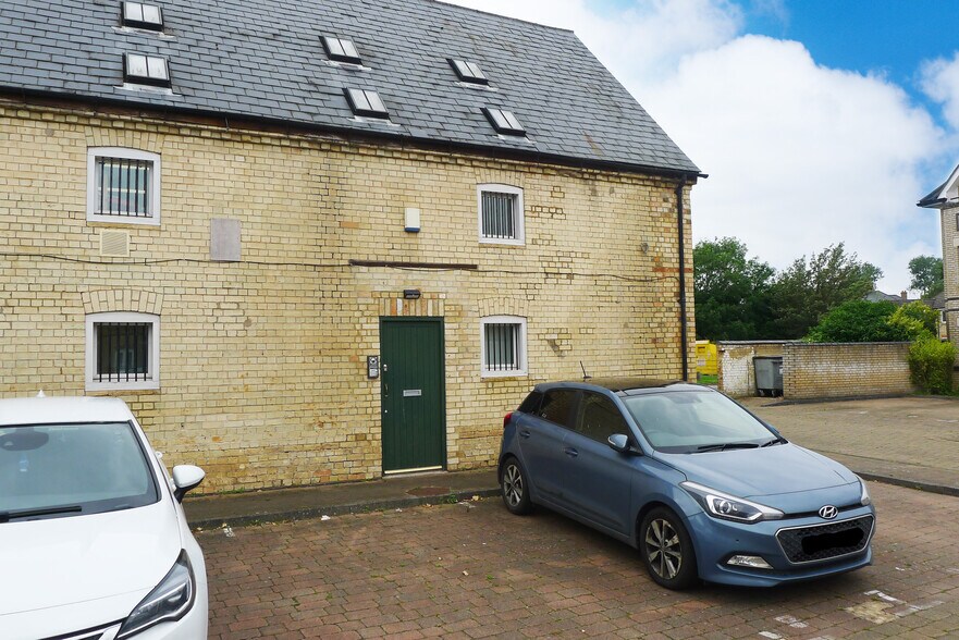 Ivel Road, Shefford à louer - Photo principale – Image 1 sur 1