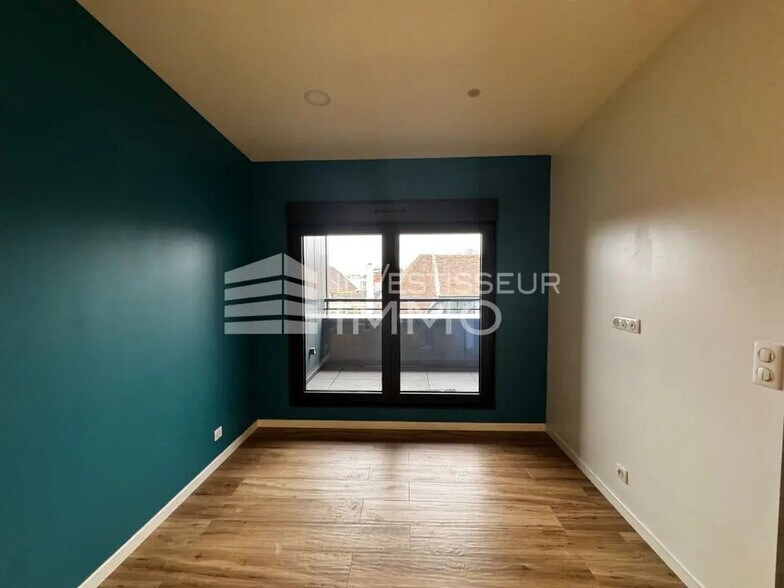 Bureau dans Lagny-sur-Marne à louer - Photo intérieure – Image 2 sur 5