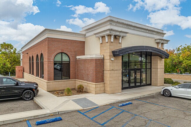 Plus de détails pour 1705 San Elijo Rd, San Marcos, CA - Local commercial à louer