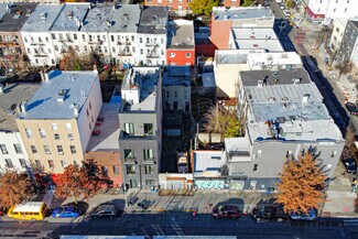 Plus de détails pour 197 Troutman St, Brooklyn, NY - Logement à vendre