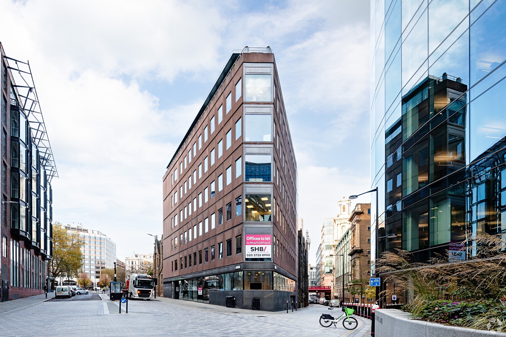 9-13 St Andrew St, Londres à louer Photo principale– Image 1 sur 4