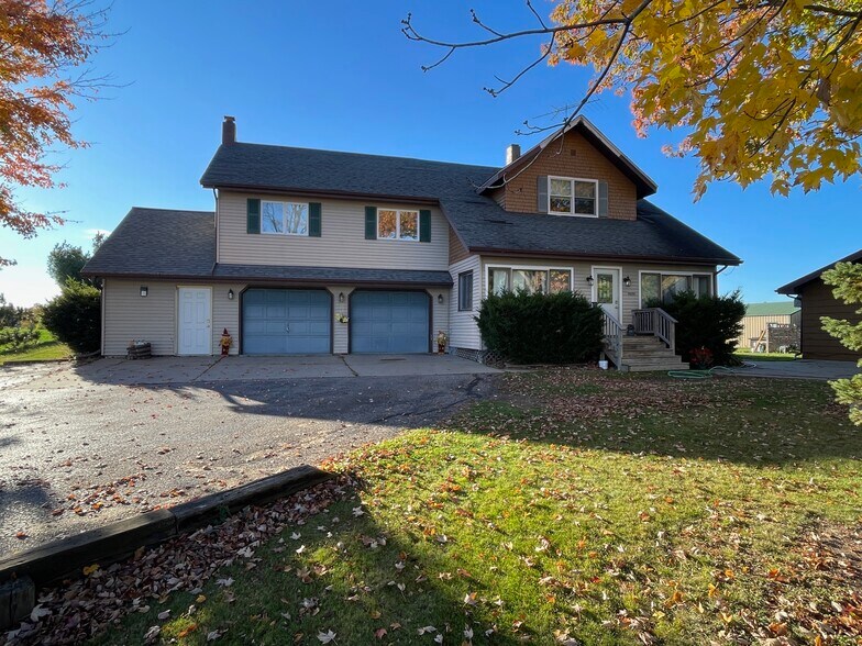 N696 County Highway S, Antigo, WI à vendre - Photo de l’immeuble – Image 2 sur 40