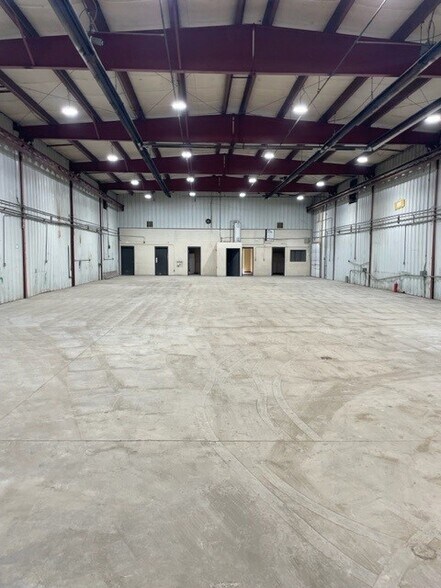 1405 E Wallace St, Fort Wayne, IN à louer - Photo de l’immeuble – Image 2 sur 5