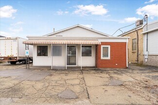 Plus de détails pour 118 Main St, Luxemburg, WI - Local commercial à vendre