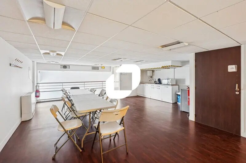 Local d’activités dans Colombes à louer - Photo intérieure – Image 3 sur 16