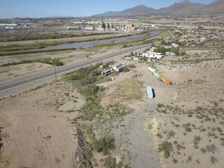 Plus de détails pour 575 Mcnutt Rd, Sunland Park, NM - Terrain à vendre