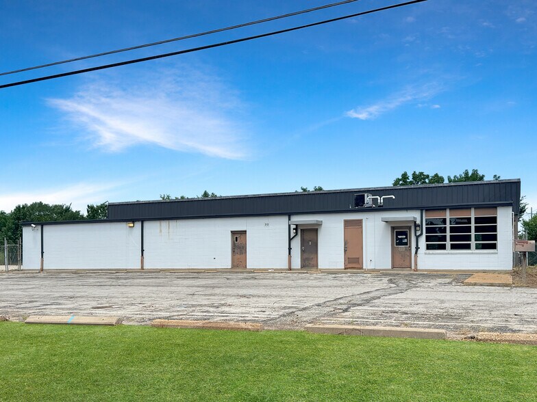 313 Franklin Ave, Union, MO à louer - Photo de l’immeuble – Image 2 sur 6