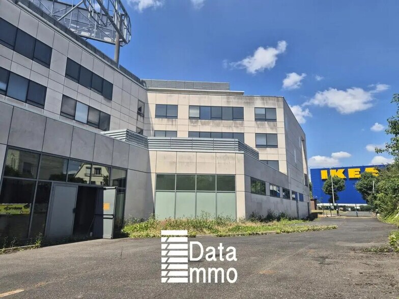 21 Boulevard Jean Monnet, Villiers-sur-Marne à louer - Photo de l’immeuble – Image 3 sur 4