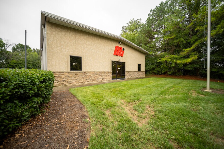 9929 John Price Rd, Charlotte, NC à vendre - Photo de l’immeuble – Image 3 sur 13