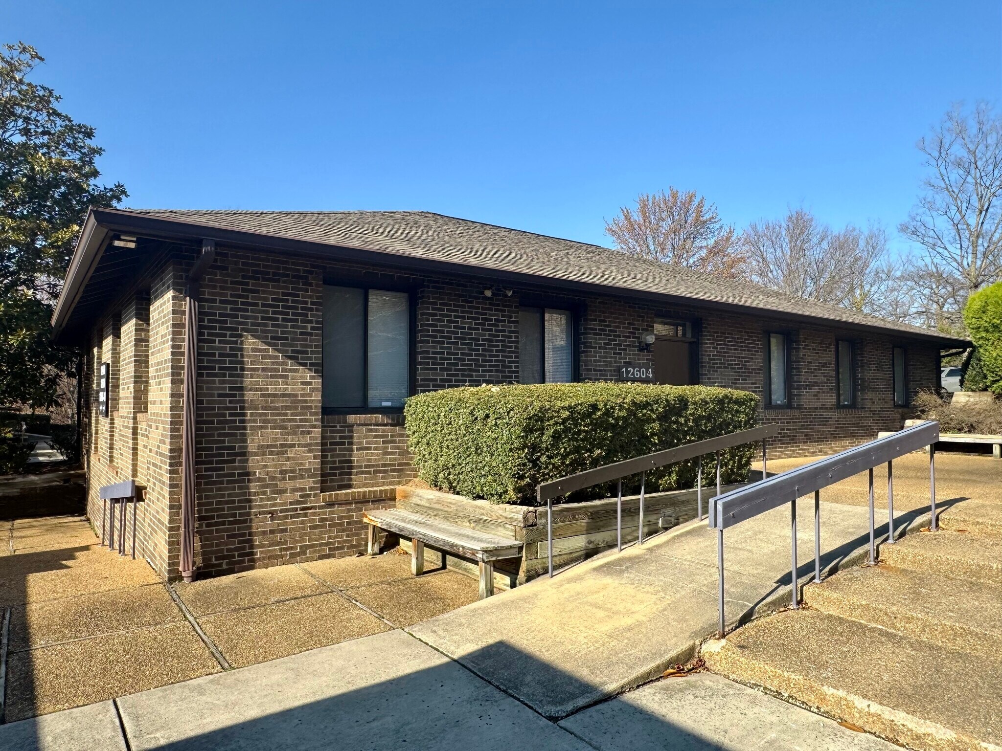 12604-12606 Lake Ridge Dr, Woodbridge, VA à vendre Photo principale– Image 1 sur 15