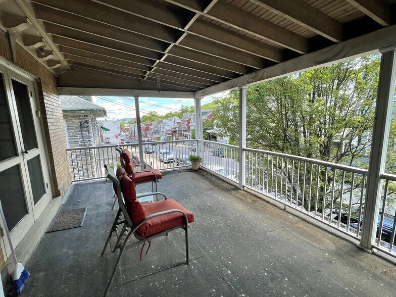 1734 W Market St, Pottsville, PA à vendre - Photo de l’immeuble – Image 3 sur 4