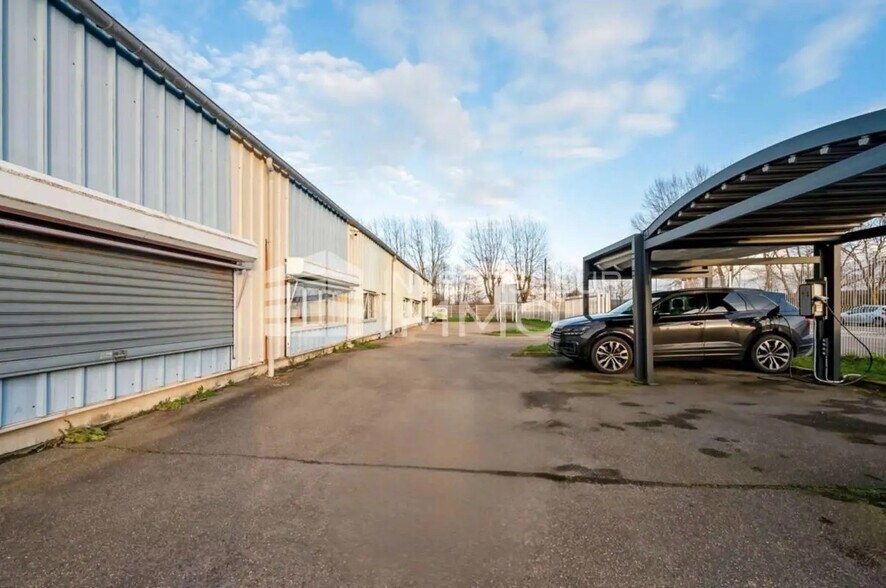 Industriel/Logistique dans Honfleur à vendre - Photo de l’immeuble – Image 1 sur 8