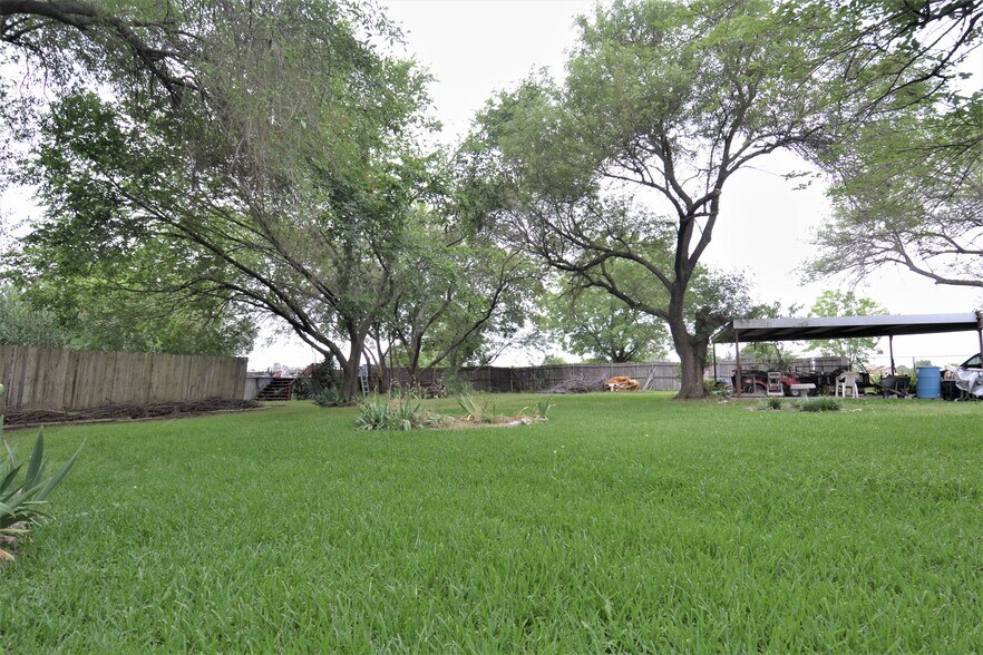 1438 S Main St, Mansfield, TX à vendre - Photo de l’immeuble – Image 3 sur 11