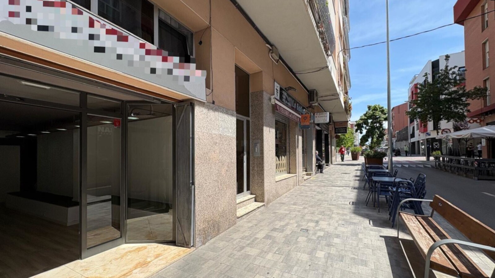 Local commercial dans Castellar del Vallès, Barcelona à louer Photo de l’immeuble– Image 1 sur 9