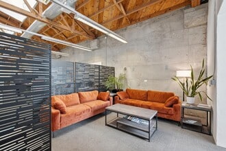 831 High St, Palo Alto, CA à louer Photo intérieure– Image 2 sur 10