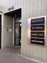 845 W Washington Blvd, Chicago, IL à louer Photo de l’immeuble– Image 2 sur 11